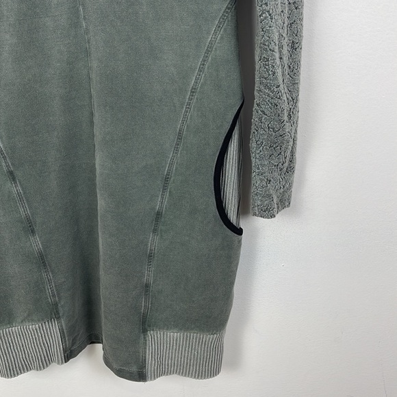 Angels Never Die Sweater Dress - M - Picture 3 of 5